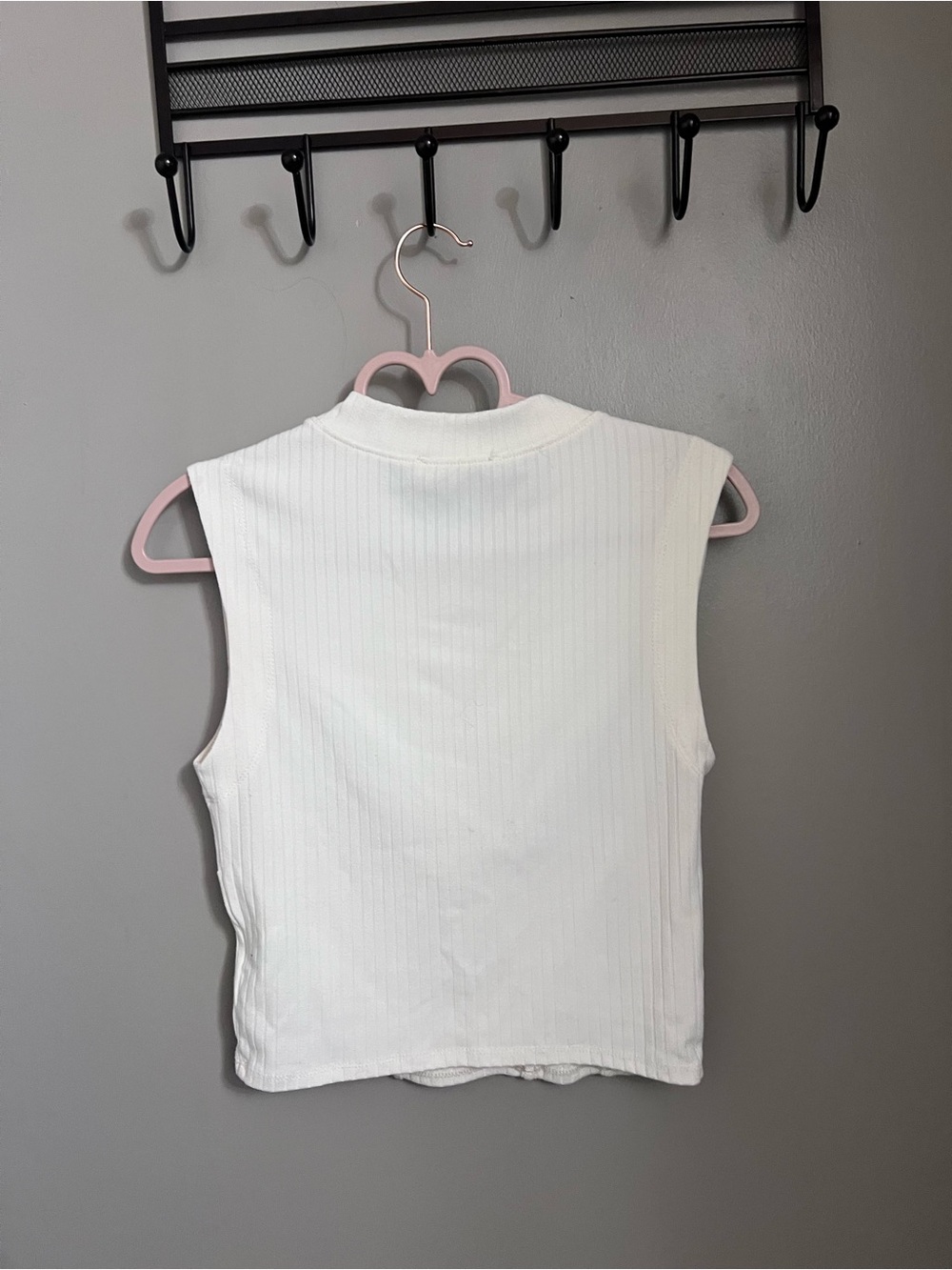 Women's White Sleeveless Ribbed Top
